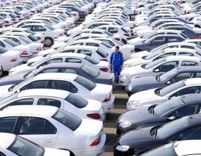 دست دولت برای ساماندهی بازار خودرو باز است